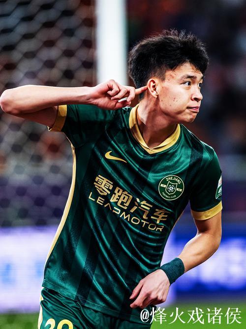 伊万:王钰栋有大心脏 是中国足球未来的代表 伊万:王钰栋有大心脏 是中国足球未来的代表